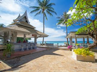 @Beach Bar