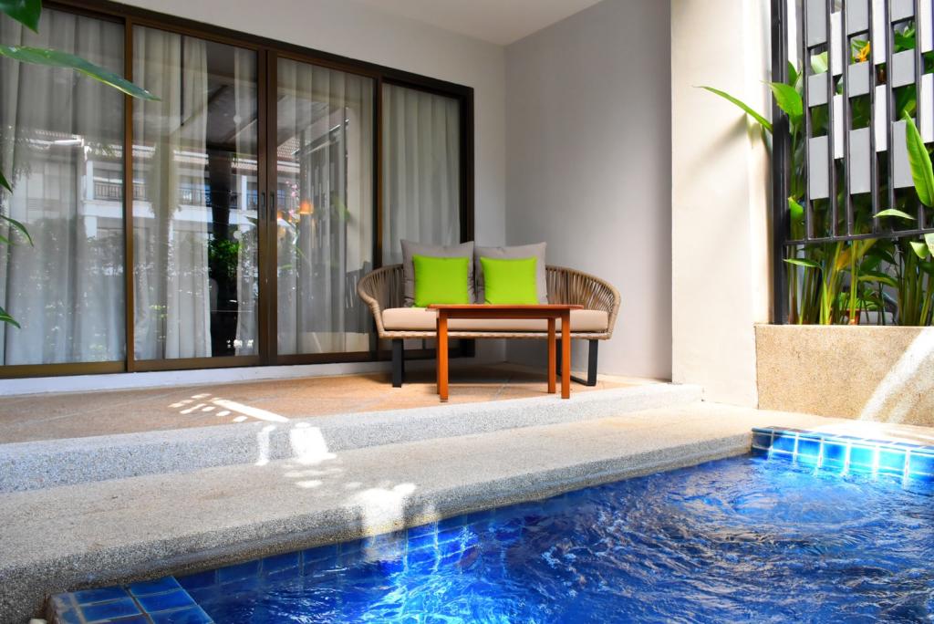 Deevana Patong Resort & Spa | Accommodation Phuket, Thailand