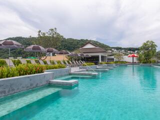 Rooftop Swimming Pool