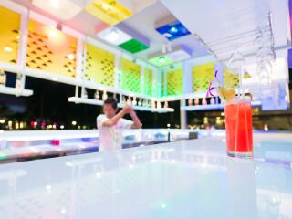 Pineapple Bar