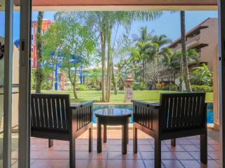 Pool Access Room