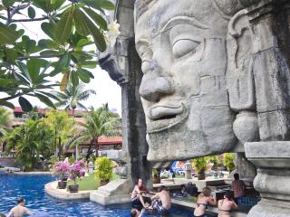 Pool Side Bar