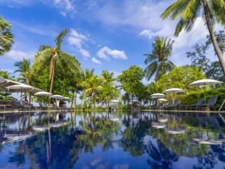 Beach Wing Pool