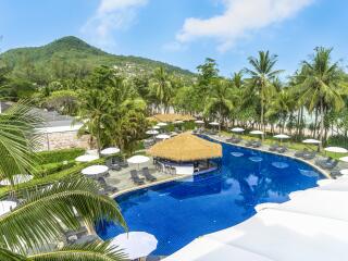 Beach Wing Pool