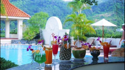 Pool Bar