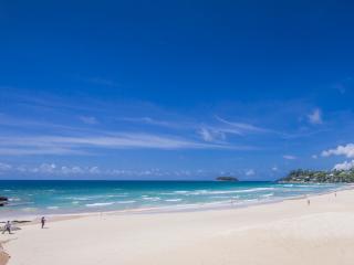 Kata Noi Beach