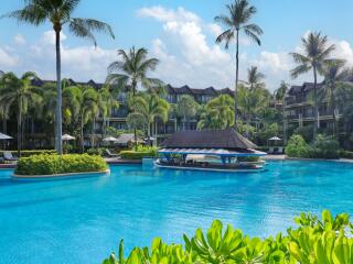 Phuket Marriott Resort & Spa, Merlin Beach