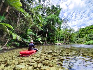 Mossman River - Enjoying the scenery