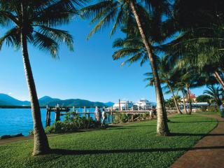 The Esplanade - Cairns