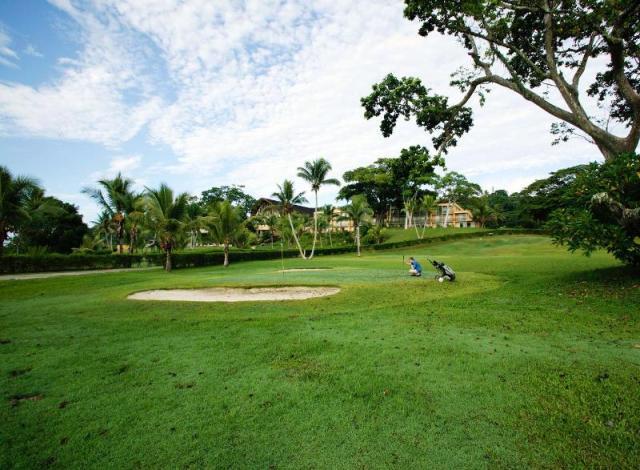 Holiday Inn Resort Vanuatu Golf