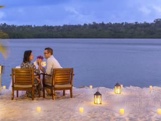 Ramada Resort Port Vila Romantic Dining
