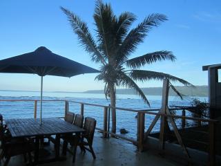 1 Bedroom Oceanfront Villa Deck