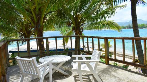 Semi Attached 1 Bedroom Oceanfront Bungalow Deck
