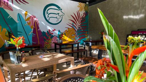 Three Pigs Restaurant