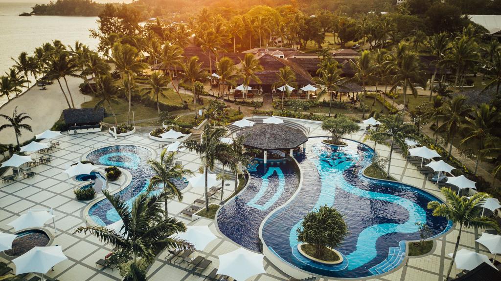 Warwick Le Lagon - Vanuatu Packages