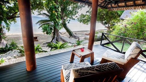 Studio Beachfront Bungalow