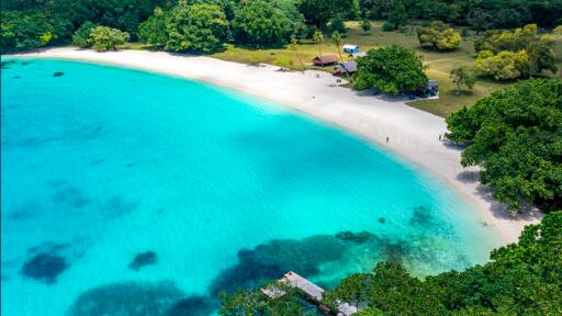 Champagne Beach in Espiritu Santo