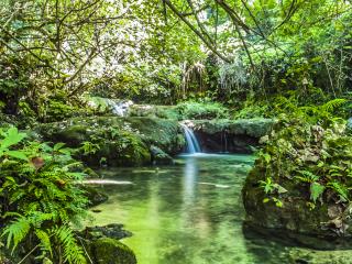 Mele Cascades