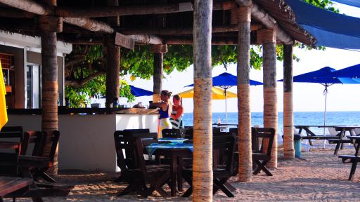 Hideway Island Resort Dining and Bar