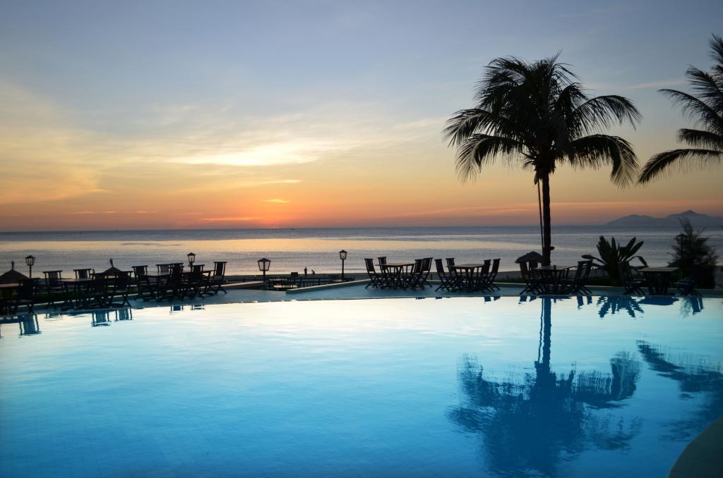 Holiday Beach Danang Reviews Holiday Beach Danang Reviews