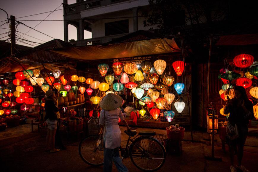 Hoi An - Lanterns - Vietnam Tourism