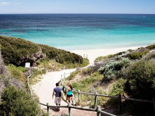 Yalls Beach Walk to Yallingup Beach