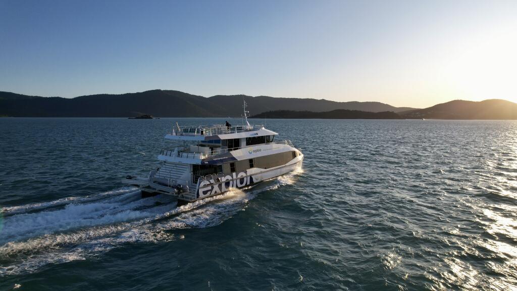 Explore Dinner Cruise